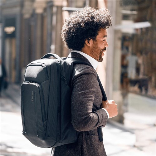 Thule Crossover 2 Backpack, 30L Black 3205258 / 085854258074_10 - Theodist