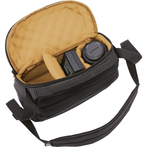 Case Logic 3204532 Viso Camera Sling Bag, Black, Small_3 - Theodist