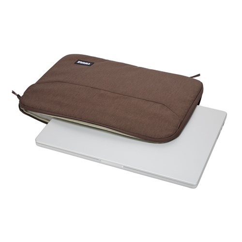 Thule Lithos for Macbook Pro 16" Laptop Sleeve, Nuanced Brown 3205461 / 85854260053_4 - Theodist