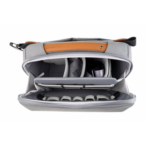 Vanguard Veo City CB29, 6L Capacity, Cross Body Camera Bag, Grey_6 - Theodist