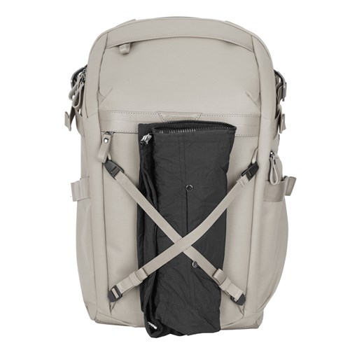 Vanguard Veo Metro B25L Camera Backpack Cream V254562_7 - Theodist
