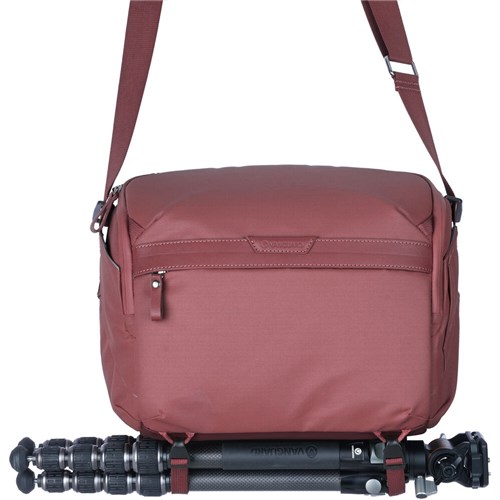 Vanguard V254777 VEO Metro S9L Camera Shoulder Bag, Magenta, 026196360155_7 - Theodist