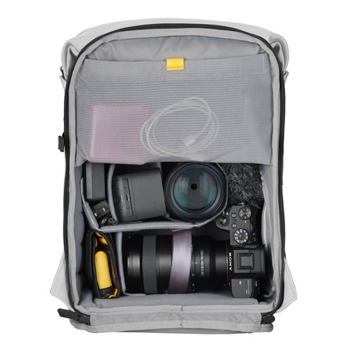 Vanguard Veo Lite B20L CM Camera Backpack Cream White V255378_6 - Theodist